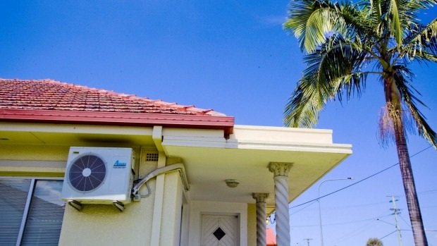 Dùng điều hoà nhiệt độ như thế nào cho tiết kiệm điện? - 4 Dùng điều hoà nhiệt độ như thế nào cho tiết kiệm điện? - 4