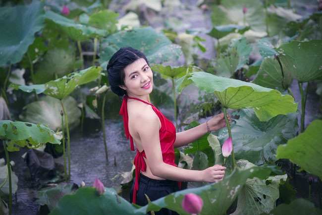 Cô giáo tương lai đẹp gợi cảm với yếm thắm - 15 Cô giáo tương lai đẹp gợi cảm với yếm thắm - 15