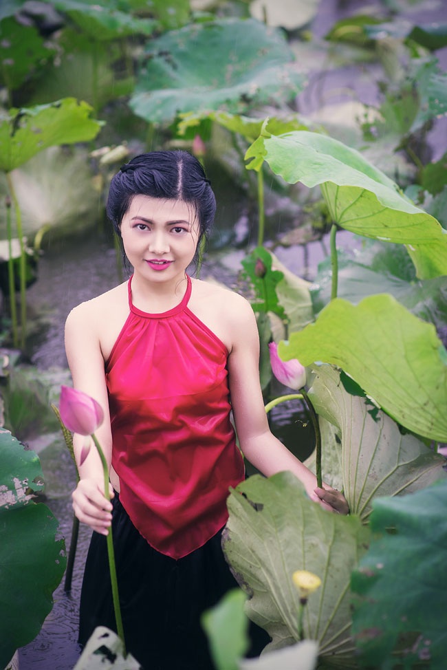 Cô giáo tương lai đẹp gợi cảm với yếm thắm - 16 Cô giáo tương lai đẹp gợi cảm với yếm thắm - 16