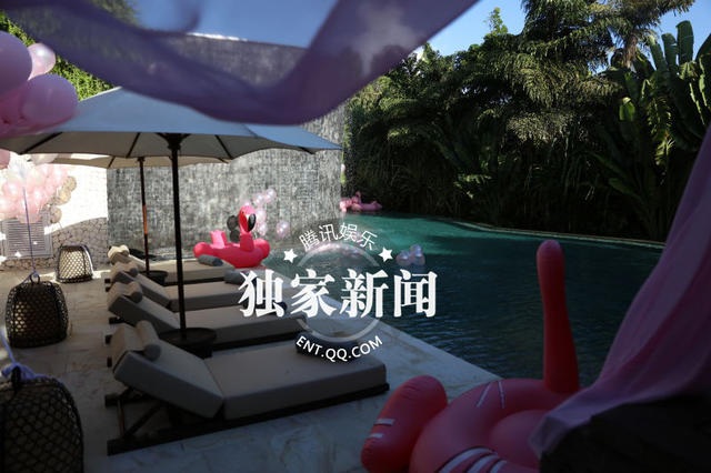 Lâm Tâm Như làm tiệc độc thân một ngày trước ngày cưới - 18
Lâm Tâm Như và Hoắc Kiến Hoa muốn một hôn lễ ấm áp và riêng tư. Sang tháng 8, họ còn tổ chức tiệc cưới tại Đài Loan.