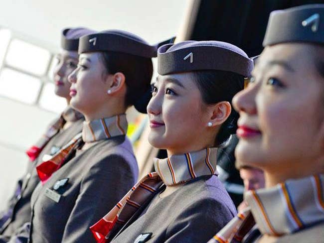 4 cô gái Việt trở thành tiếp viên hàng không quốc tế - 19 4 cô gái Việt trở thành tiếp viên hàng không quốc tế - 19