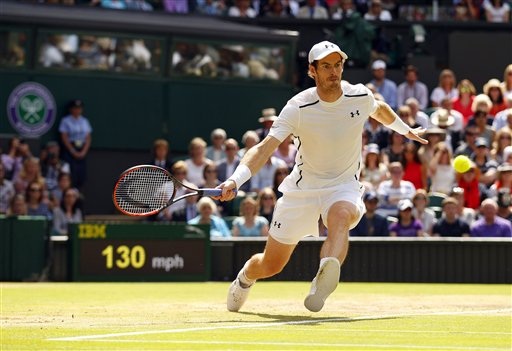 Những khoảnh khắc tuyệt vời của Murray ở chung kết Wimbledon 2016 - 9
Nỗ lực cứu bóng của Murray sau một pha đánh khó của Ra