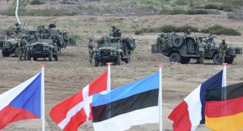 Một tháng 5 nước đòi sáp nhập, Nga có thêm nhiều Kaliningrad? - 4 Thời gian qua, Mỹ-NATO đã triển khai quân ở Gruzia, Moldova, Ukraine để tiến hành nhiều cuộc tập trận
