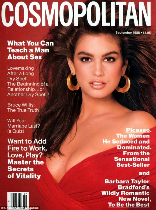 Cindy Crawford – Hành trình của một siêu mẫu đẳng cấp - 2
Sau đó, người mẫu sở hữu gương mặt cá tính và nốt ruồi trứ danh đã xuất hiện trên nhiều trang bìa của các tạp chí lớn nhỏ khác nhau. Đây là bức ảnh bìa của Cindy trên tạp chí Cosmopolitan, số tháng 9/1988.