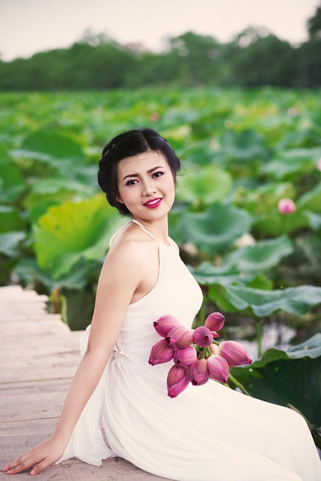 Cô giáo tương lai đẹp gợi cảm với yếm thắm - 2 Cô giáo tương lai đẹp gợi cảm với yếm thắm - 2