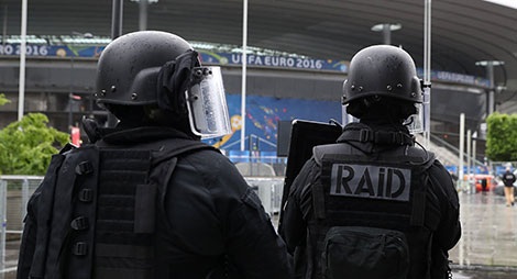 RAID, đội đặc nhiệm tinh nhuệ của cảnh sát Pháp.