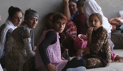 Những đứa trẻ của các chiến binh IS - 2 Những phụ nữ Yazidi may mắn thoát khỏi tay IS.
