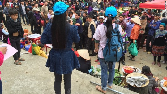 Đài CNN: Thiếu nữ Việt bị bán sang Trung Quốc làm cô dâu - 2 Đài CNN: Thiếu nữ Việt bị bán sang Trung Quốc làm cô dâu - 2