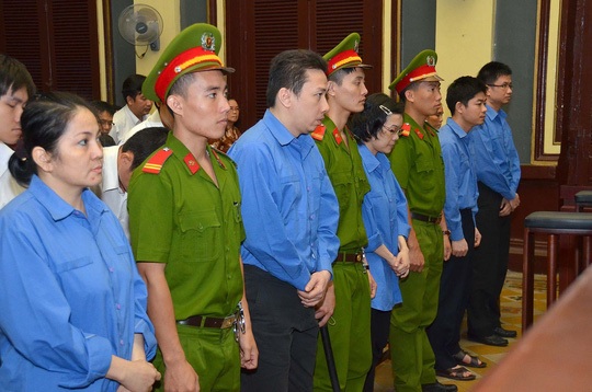 Huyền Như và đồng phạm trong phiên phúc thẩm. Ảnh: Tấn Thạnh