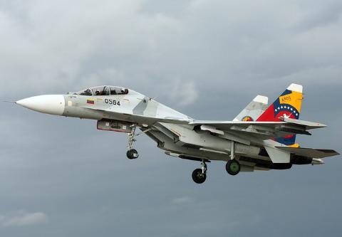 Những nguyên nhân chính khiến Su-30 gặp sự cố - 2
Su-30MK2 của không quân Venezuela bị rơi tháng 9/2015 do mất kiểm soát bay
