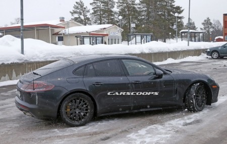 Porsche Panamera thế hệ mới lộ diện - 7