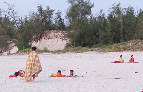 Rủ nhau đi… ngủ biển - 2 Rủ nhau đi… ngủ biển - 2