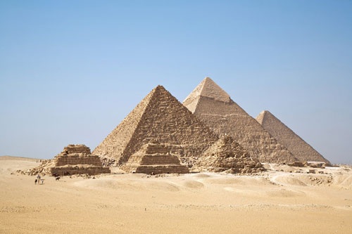 Top 10 kỳ quan ấn tượng nhất thế giới cổ đại - 2
1. Kim tự tháp Giza (Ai Cập).
