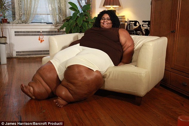 
Page chuẩn bị tổ chức đám cưới bất chấp mọi điều tiêu cực
