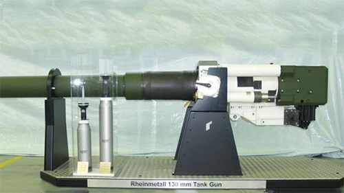 Phương Tây trong cuộc đua đối phó với xe tăng T-14 Armata của Nga - 3 Mô hình pháo 130mm do Rheinmetall giới thiệu.