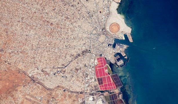 Đường phố ở thành phố biển Sfax của Tunisia. (Nguồn: CCTVNews)