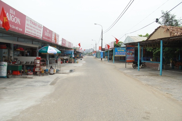 Biển đẹp nhất Hà Tĩnh đìu hiu sau thảm họa cá biển chết "bí ẩn" - 3