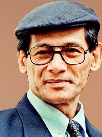 Cuộc đời ly kỳ của sát thủ gốc Việt Charles Sobhraj - 3 Nét mặt thông minh đã giúp Sobhraj thực hiện thành công nhiều vụ chiếm đoạt tài sản.
