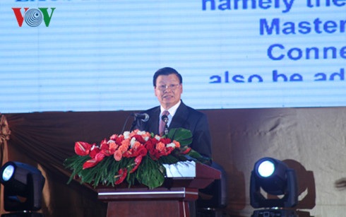 Khai mạc Hội nghị Ngoại trưởng ASEAN lần thứ 49 - 3
Thủ tướng Lào Thongloun Sisoulith phát biểu tại phiên khai mạc AMM-49.