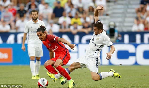 Real Madrid bại trận trước PSG tại đất Mỹ - 3
Cavani thi đấu đầy năng nổ ở trận đấu này