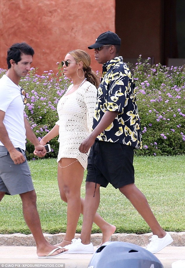 Beyonce Knowles buồn bã suốt kỳ nghỉ với chồng và con gái - 10 Beyonce Knowles buồn bã suốt kỳ nghỉ với chồng và con gái - 10