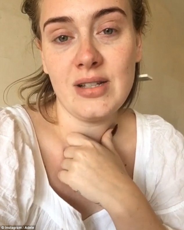 Adele gây sốc khi lộ mặt “mộc” - 2
Adele tự tin lộ mặt mộc khi thổ lộ lý do hủy bỏ show diễn ngày 16/8.