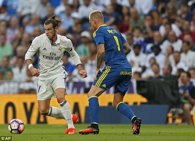 Real Madrid 2-1 Celta Vigo: Người hùng Kroos - 3
Bale đã bỏ lỡ khá nhiều cơ hội ở trận đấu này