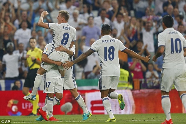 Real Madrid 2-1 Celta Vigo: Người hùng Kroos - 4
Kroos ấn định thắng lợi 2-1 cho Real Madrid ở cuối trận