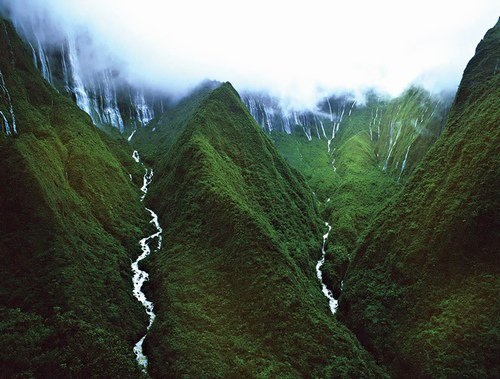 5 địa điểm trên Trái Đất con người chưa bao giờ đặt chân đến - 4 Kỳ quan thiên nhiên thế giới - thác Honokohau, Hawaii.