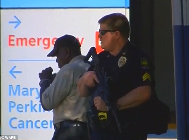 Mỹ: Xả súng nhằm vào cảnh sát, 3 người thiệt mạng - 2 Mỹ: Xả súng nhằm vào cảnh sát, 3 người thiệt mạng - 2