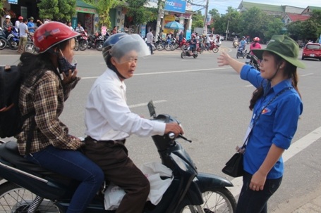 Chùm ảnh: Thí sinh cả nước làm thủ tục dự thi THPT quốc gia - 11