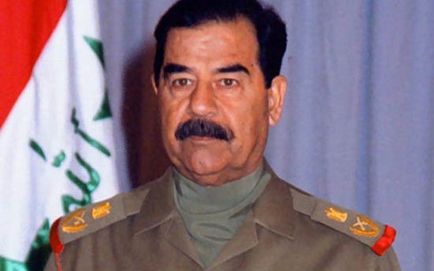 Chuyện gì sẽ xảy ra nếu Mỹ "trừ khử" được ông Saddam vào năm 1991? - 1 Tổng thống Iraq Saddam Hussein. Ảnh: looklex.com.