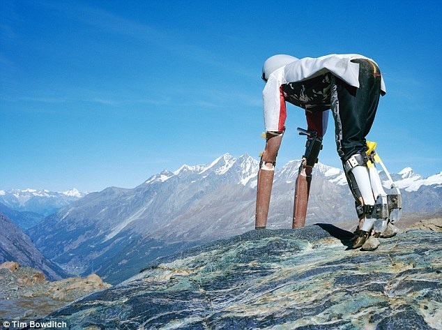 Người đàn ông bỏ cuộc sống ở London để lên núi làm... con dê - 4