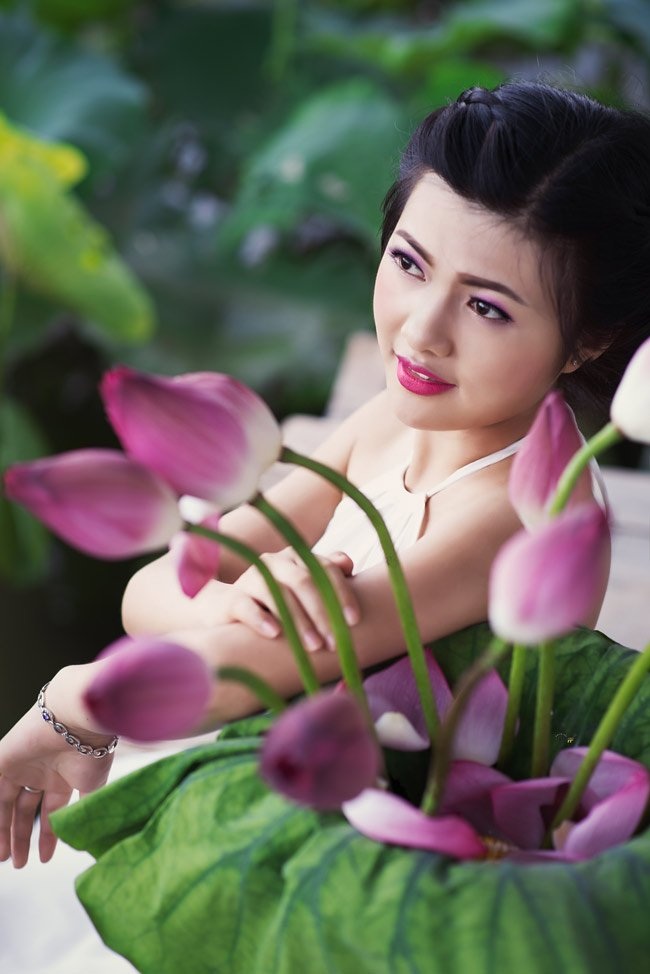 Cô giáo tương lai đẹp gợi cảm với yếm thắm - 5 Cô giáo tương lai đẹp gợi cảm với yếm thắm - 5
