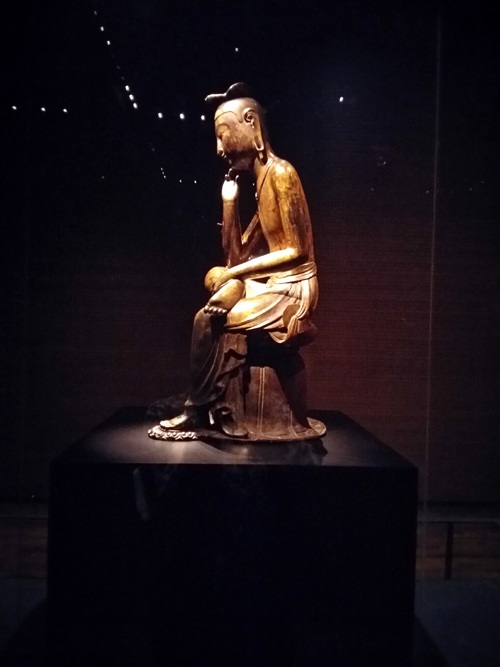 Tượng Phật lạ 1400 tuổi và vương miện vàng ròng 1kg - 5