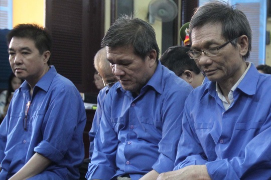 Điểm mặt "đại gia” siêu lừa - 5