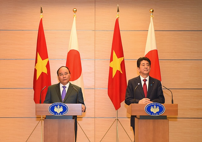 Hai Thủ tướng họp báo thông báo kết quả hội đàm. Ảnh: VGP/Quang Hiếu