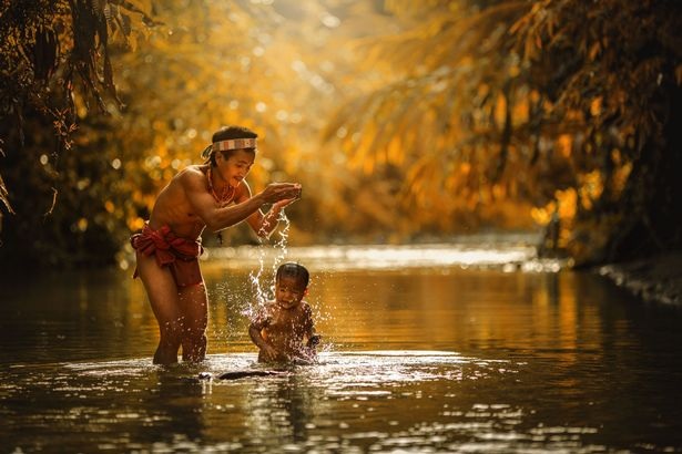 Khám phá bộ lạc sống biệt lập hoàn toàn với cuộc sống hiện đại - 6 Khám phá bộ lạc sống biệt lập hoàn toàn với cuộc sống hiện đại - 6