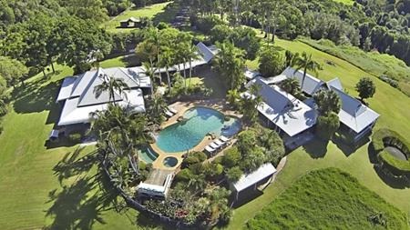 “Thần Sấm” Chris Hemsworth thu bộn tiền khi bán hai biệt thự triệu đô - 6 
Nhà mới ở vùng vịnh Byron của Chris Hemsworth cũng lộng lẫy không kém