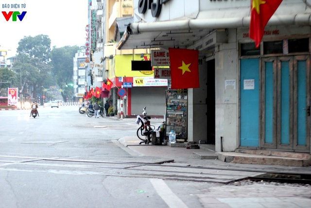 Hà Nội bình dị, sâu lắng trong buổi sáng đầu tiên của năm mới 2016 - 6