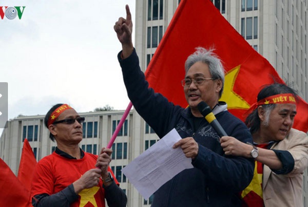 Người Việt ở 5 nước biểu tình phản đối Trung Quốc ở Biển Đông - 7