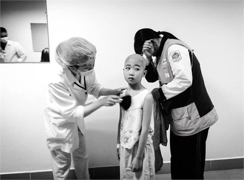 Bên trong tiệm cắt tóc đặc biệt nhất Việt Nam - 8 Bên trong tiệm cắt tóc đặc biệt nhất Việt Nam - 8