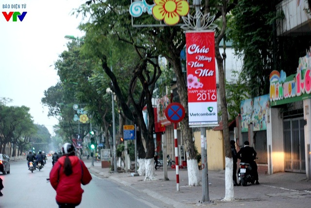 Hà Nội bình dị, sâu lắng trong buổi sáng đầu tiên của năm mới 2016 - 8