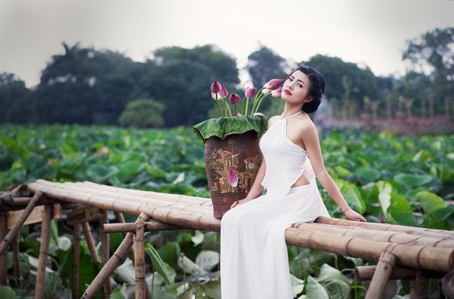 Cô giáo tương lai đẹp gợi cảm với yếm thắm - 9 Cô giáo tương lai đẹp gợi cảm với yếm thắm - 9