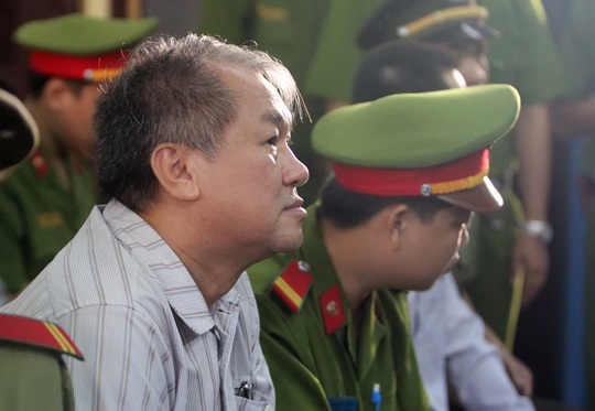 Với các hành vi nêu trên, Phạm Công Danh bị truy tố tội “Cố ý làm trái các quy định của nhà nước về quản lý kinh tế gây hậu quả nghiêm trọng” và “Vi phạm các quy định về cho vay trong hoạt động của các tổ chức tín dụng”