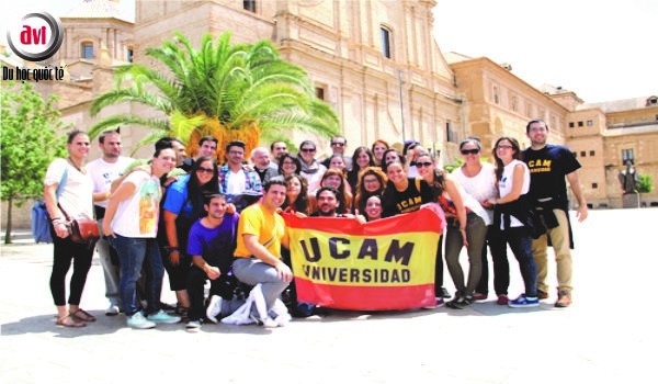 Cơ hội nhận học bổng 100% học phí du học Tây Ban Nha - 2