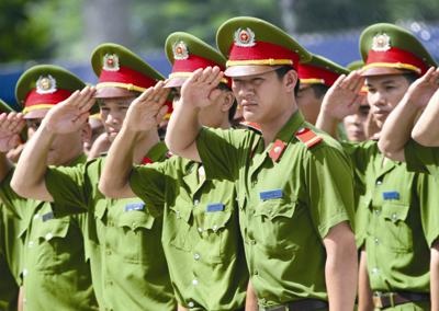Tuổi nghỉ hưu theo Luật Công an nhân dân mới - 1 Tuổi nghỉ hưu theo Luật Công an nhân dân mới - 1