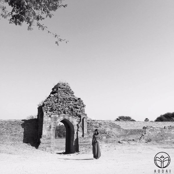 Ngắm thiếu nữ Việt khắp năm châu gợi cảm trong tà áo dài - 23
Thăm thành phố cổ Old Bagan, Myanmar.