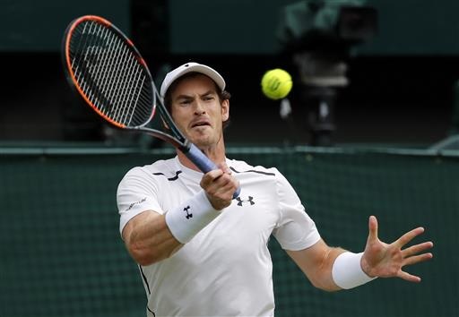 Murray 3-0 Berdych: Chiến thắng xứng đáng - 2
Murray đỡ bóng trong trận đấu với Berdych