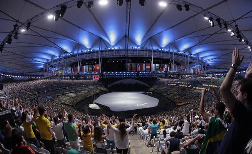 Lễ khai mạc Olympic 2016: Rực rỡ sắc màu, ánh sáng - 58
Quang cảnh khán đài Maracana trước giờ khai mạc